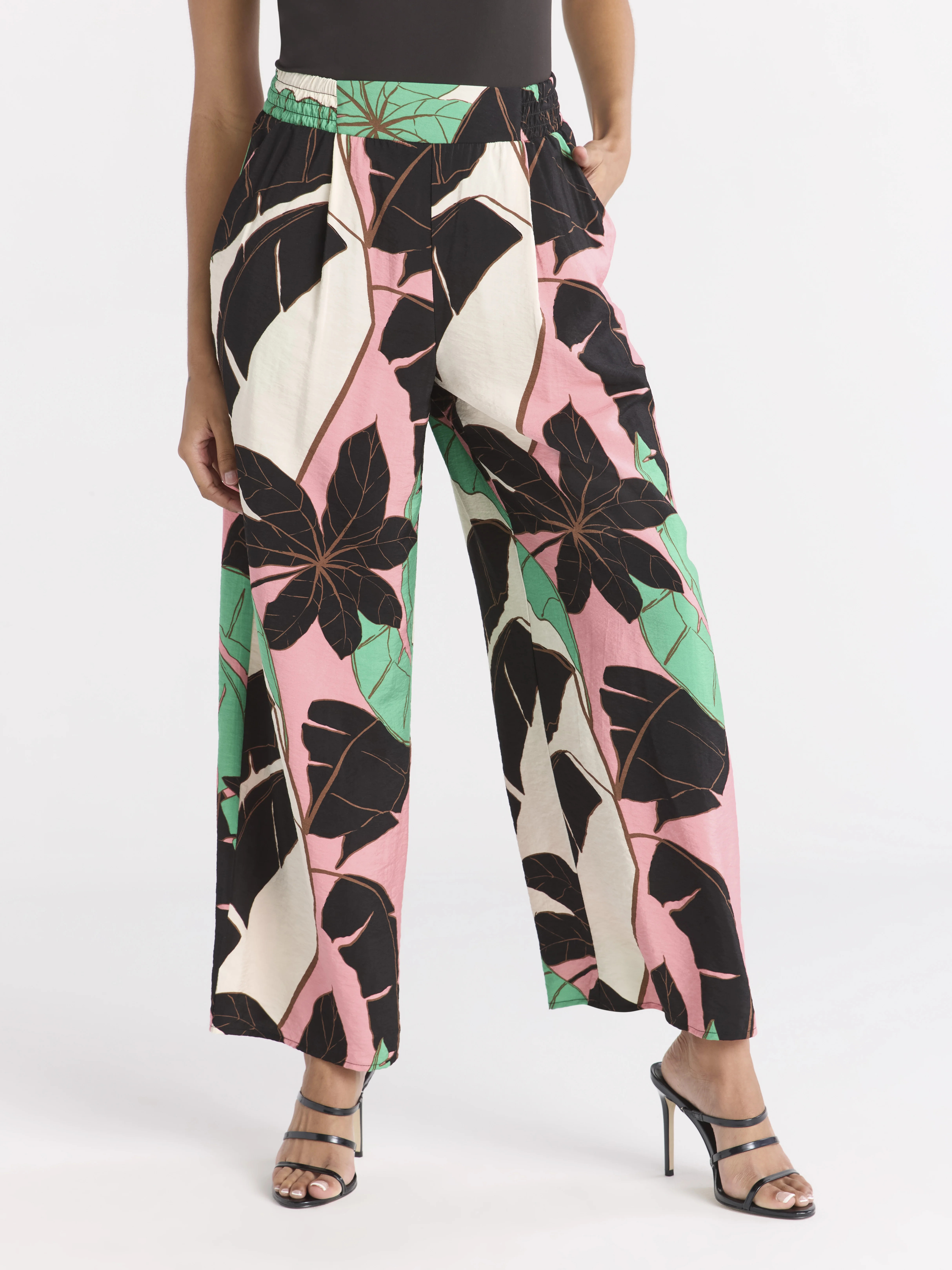 Sofia Jeans Women's and Women's Plus Drape Wide Leg Pants, 27" Inseam, Sizes XS-4X | Walmart (US)