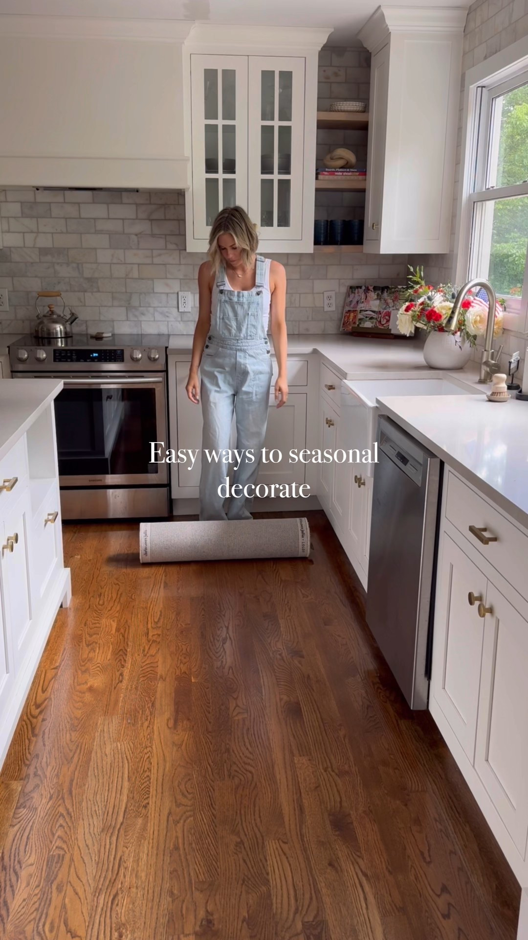 Easy ways to decorate your kitchen for the Fourth of July #FourthOfJuly #KitchenDecor #FourthOfJulyDecor #SeasonallyDecorating #LTKHome