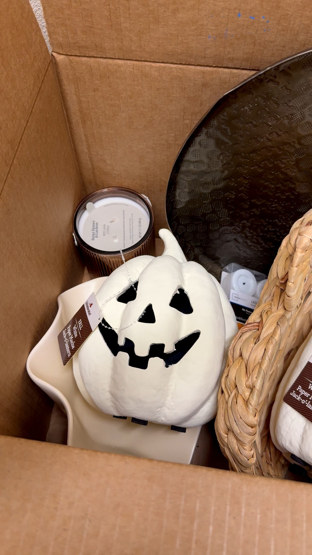 ✨My Walmart order just came in—with all the viral home decor collection finds + Halloween pieces 👻 that are still in stock!✨

If you’ve been thinking about grabbing them, now’s the time—most of it has already sold out. Here’s what’s left! 🛒

#LTKStyleTip #LTKHome #LTKSeasonal