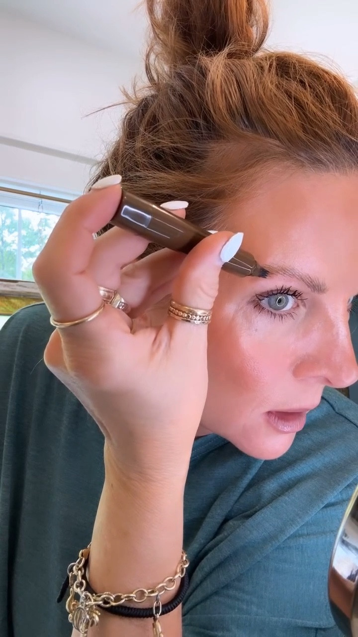 My old eyebrow pen is no longer available, so I had to find something new. I love this new pen from Amazon even better! It leaves fine hair lines and is smudge proof so it lasted all day! I used color brunette but there are a few different color options available. 

#LTKStyleTip #LTKFindsUnder50 #LTKBeauty