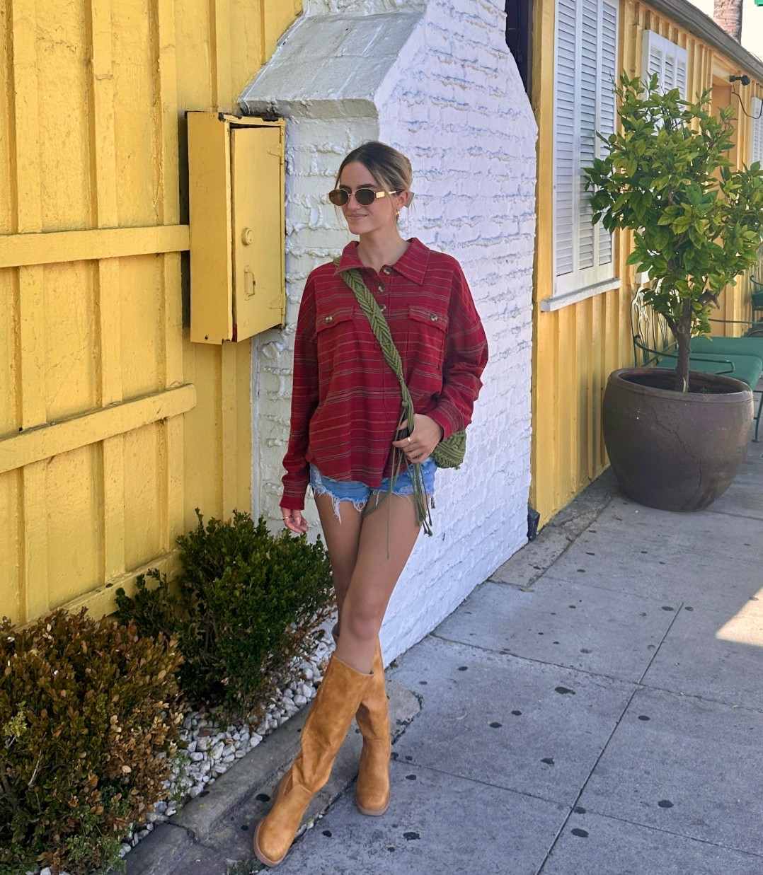 CUTEST yellow boots perfect for summer or winter fashion☀️❄️

#LTKFestival #LTKgrwm #LTKootd