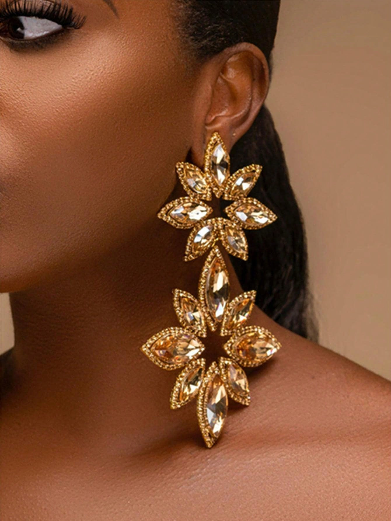 Trends1pair Exaggerated Rhinestone Earrings, Fashion Accessories For Women's Party Dresses | SHEIN