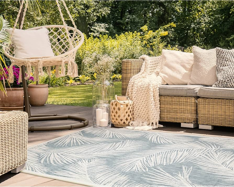 Liora Manne Carmel Indoor/Outdoor Power Loomed Synthetic Blend Low Profile Area Rug - Transitiona... | Amazon (US)