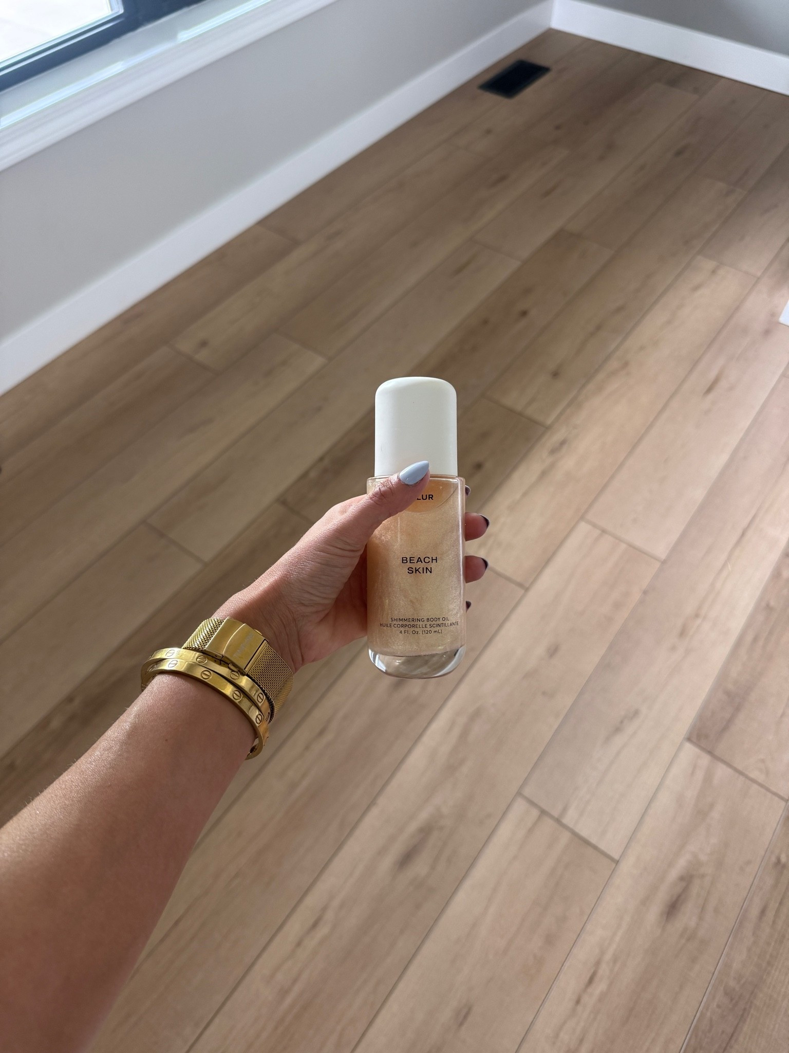 Smells so good and shimmery

#LTKBeauty