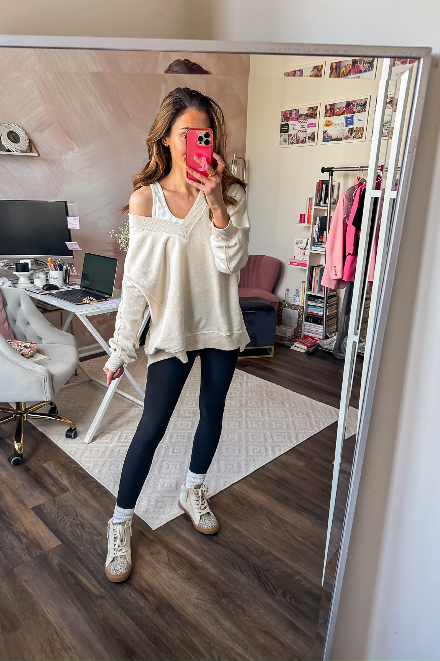 Spring outfit with oversized v neck sweatshirt 

Athleisure outfit // target fashion // black leggings // loungewear outfit 

#LTKfindsunder50 #LTKfitness #LTKSeasonal