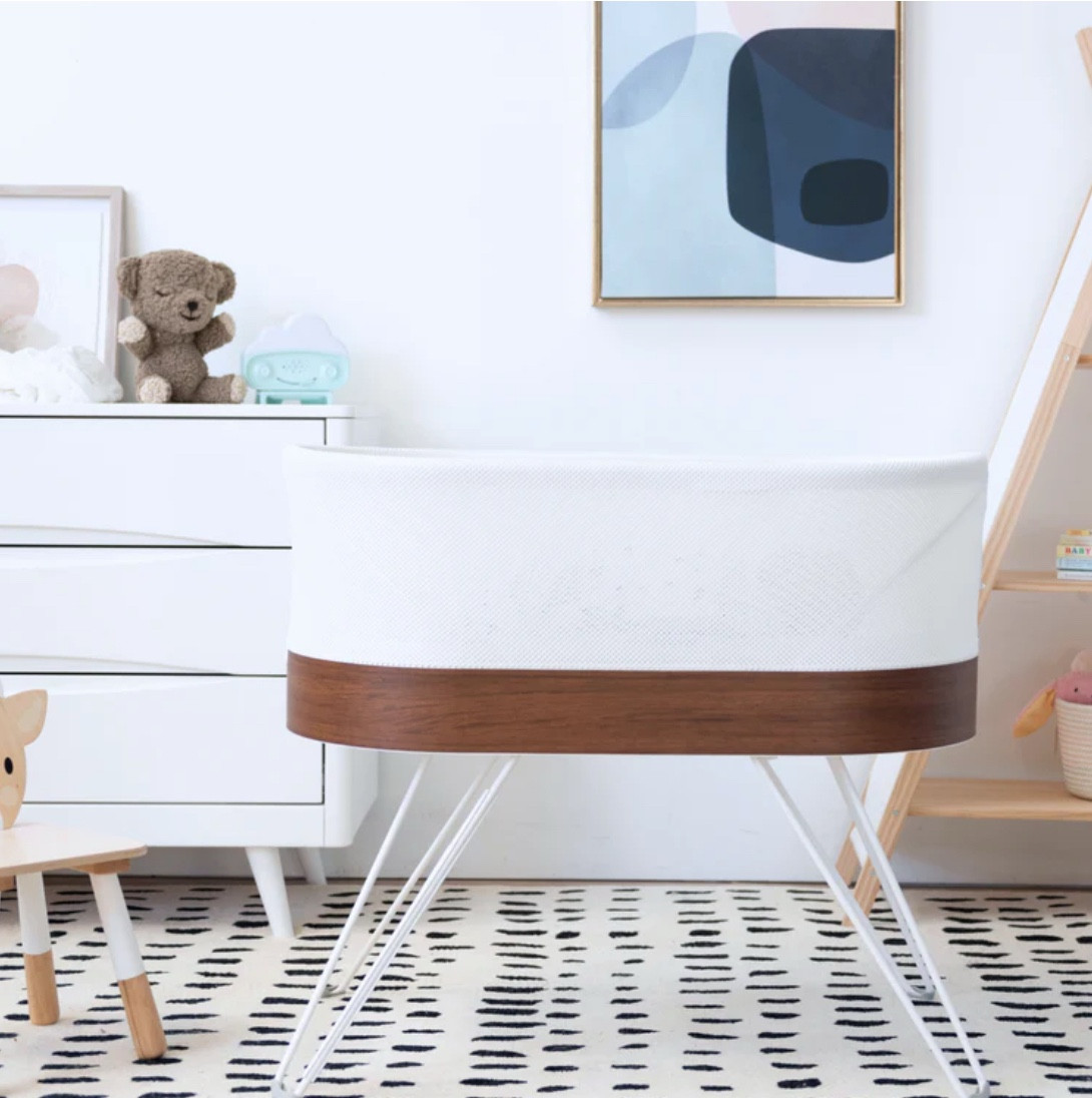 Smart baby bassinet 