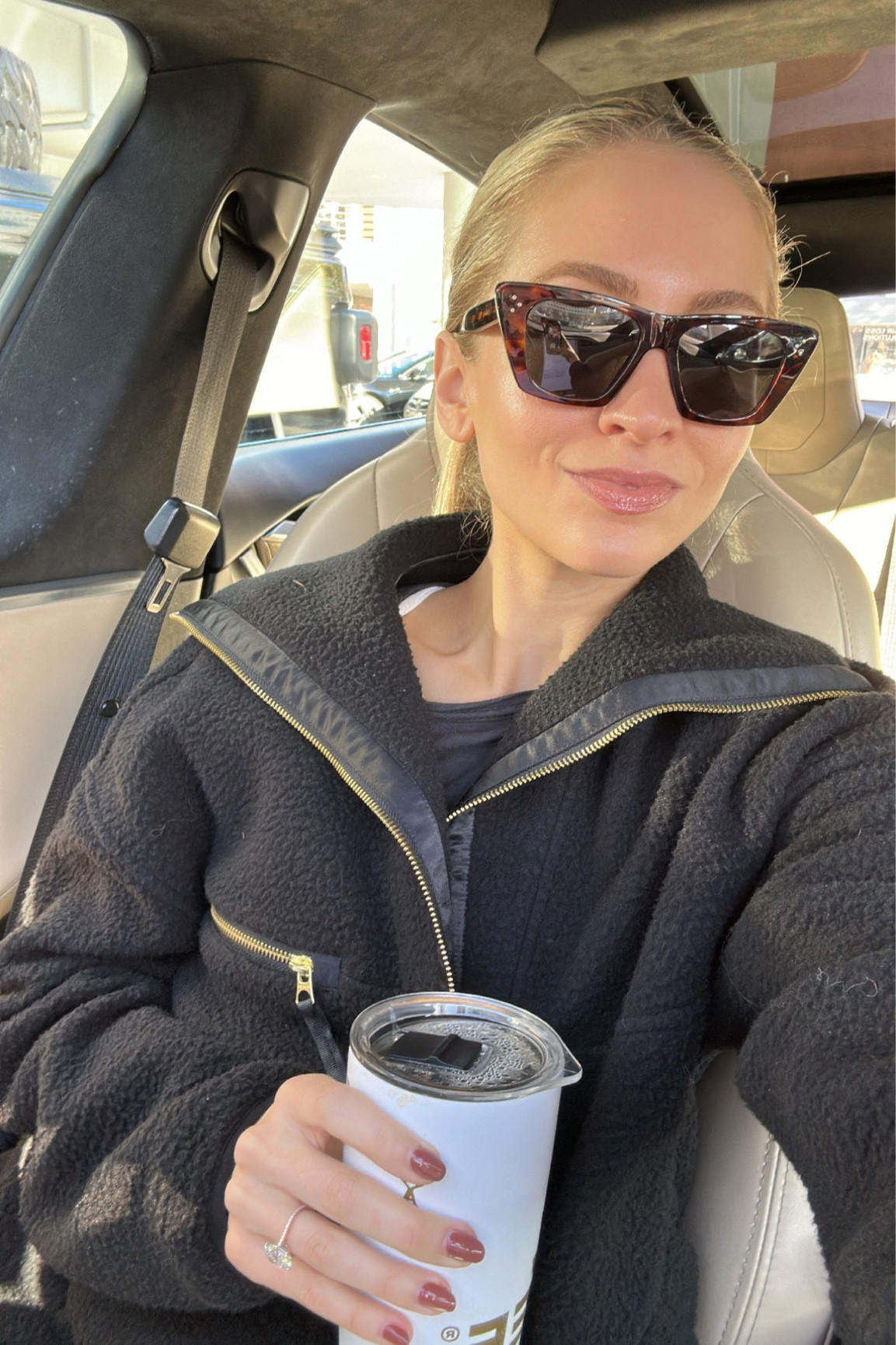 Heading to my workout wearing my new black Sherpa jacket (which is so cozy for early AM!) it runs a little boxy and oversized, this is a size XS. 

Sizes worn here:
Jacket XS
Top XS
Bra XS
Leggings XS


#LTKstyletip #LTKSeasonal #LTKfitness