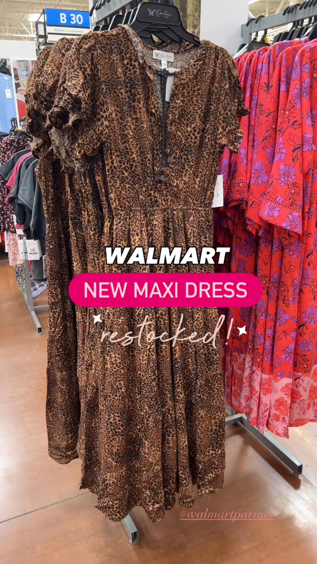 Hooray! It’s back!!! Size down if between sizes for the best fit! We also linked the knee length version and the new leopard jeans - as well as a stunning kimono - from the same collection! ♥️