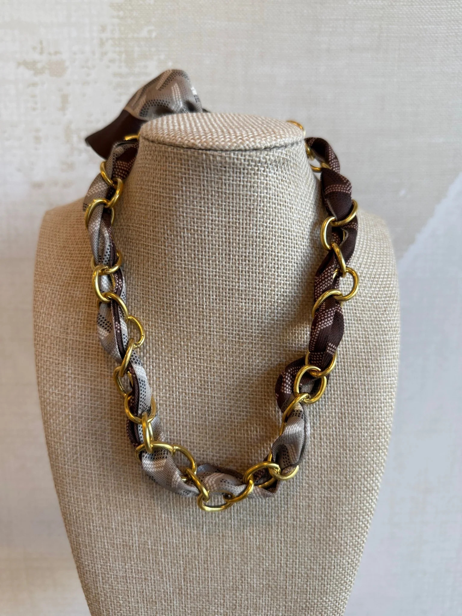 Mocha Scarf Chain Necklace | Cola Stacks