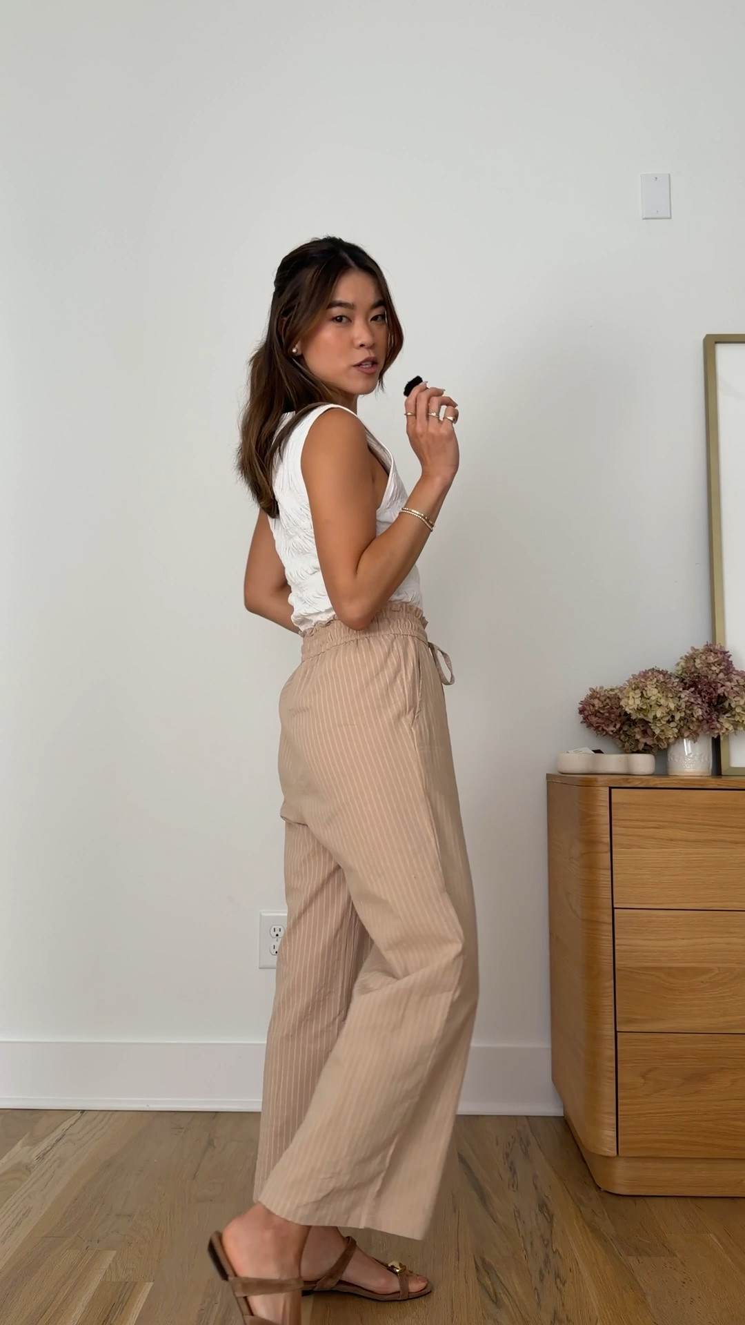 The cutest summer pants from Amazon! I love the length on me (I’m 5’2)!

Sizing info:
-Amazon LNX Womens Linen Capri Pant (Size XS in Beige Striped)
-Madewell Smocked Boatneck Tank (Size XS in White) 

petite fashion, get dressed with me, outfit inspiration, ootd, nashville outfit, Nashville influencer, petite style, vacation style, casual outfits, mom style, petite pants, spring outfits, spring outfit info, spring pants, spring outfit idea, spring top, spring sweater, spring shoes, amazon fashion, amazon clothes, petite amazon clothes, amazon for petite, amazon pants, summer pants, summer top

#LTKootd #LTKSeasonal #LTKPetite