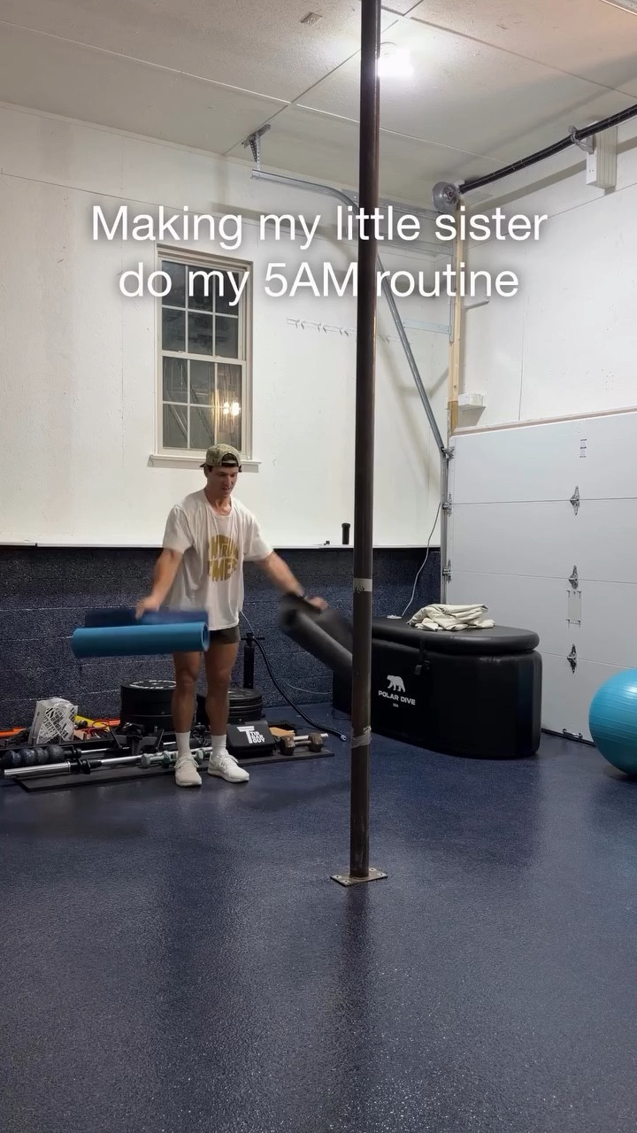 Making my little sister do my 5AM routine!

My brother, dad, and some other fun guests coming in the next few weeks! 😁