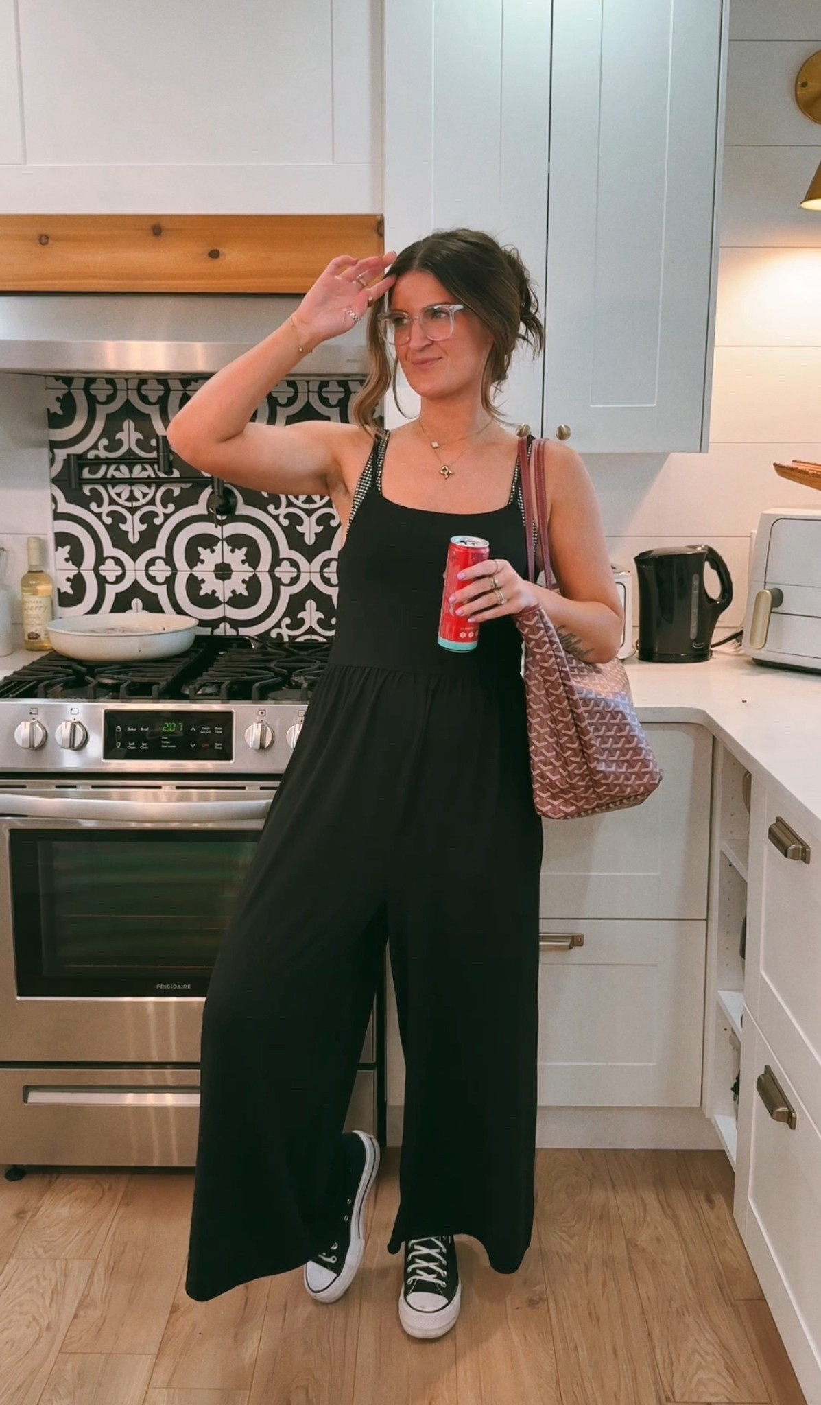 Comfy, simple ootd 🥰🤍

#LTKcanada #LTKsale #LTKsummer