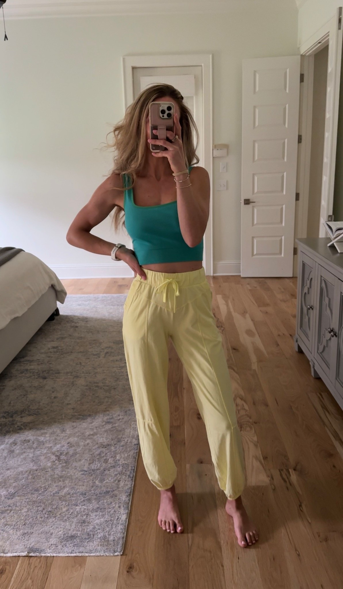 Mom OOTD - Been living in these joggers!! FP look a like for less & come in several colors! Wearing size XS (5’6 and 118) 

#LTKmomlife #LTKootd #LTKdayinmylife