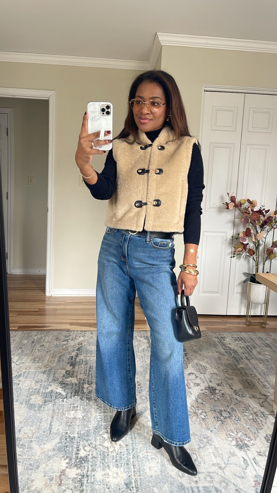 Love the Zara vest! Wearing a size small. Jeans are a size 4 #zara 

#LTKFindsUnder50 #LTKOver40 #LTKFindsUnder100