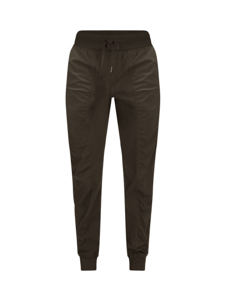 Dance Studio Mid-Rise Jogger *Full Length | Women's Joggers | lululemon | Lululemon (US)