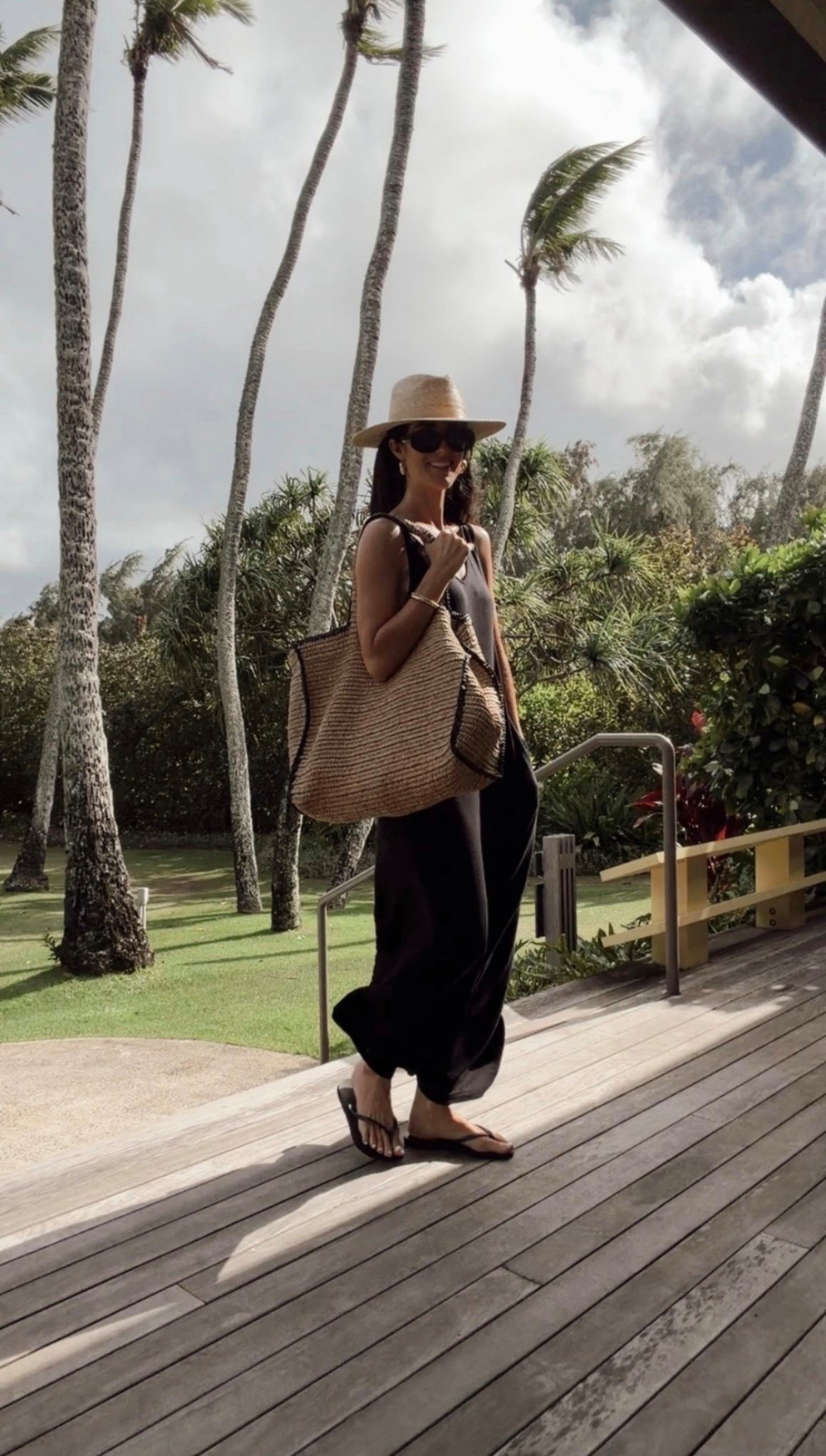 I’m just shy of 5-7” wearing the size small dress and I’m loving this tote bag from Target! #stylinbyaylin #aylin #travel #hawaii @Target 

#LTKSeasonal #LTKTravel #LTKootd