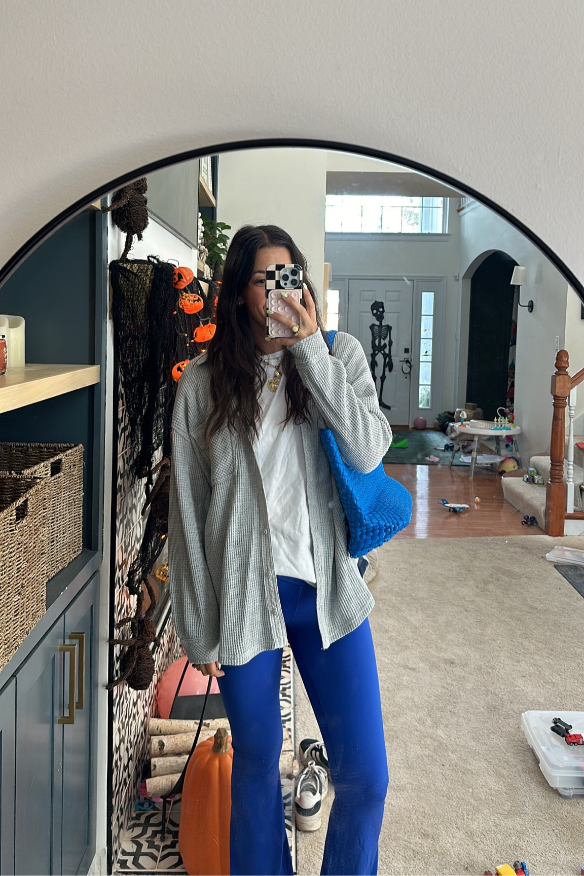 IF YOU are a tall girlie, THESE LEGGINGS ARE FOR YOU

Im in medium tall and 5’7"