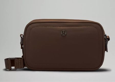Lululemon belt bag now comes in Java, dark brown for House of Colour Autumns #hocautumn

#LTKfit #LTKitbag #LTKunder100