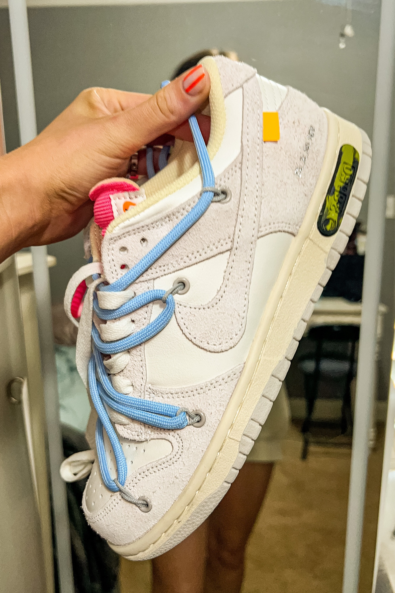 OFF WHITES under $100


#LTKunder50 #LTKunder100 #LTKFind