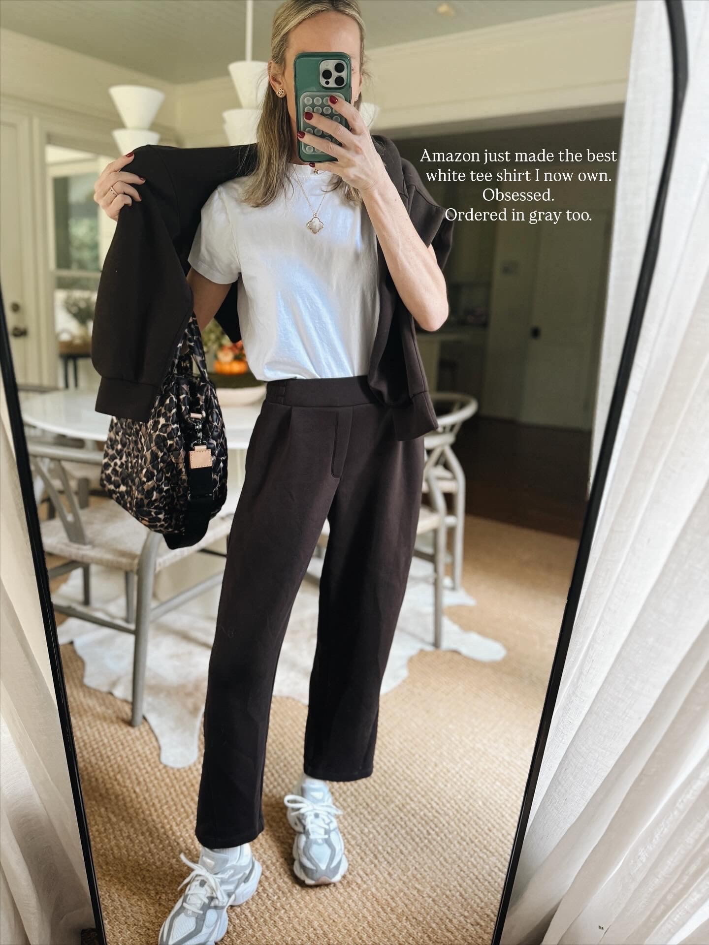 This outfit on repeat - size smalls 🤎