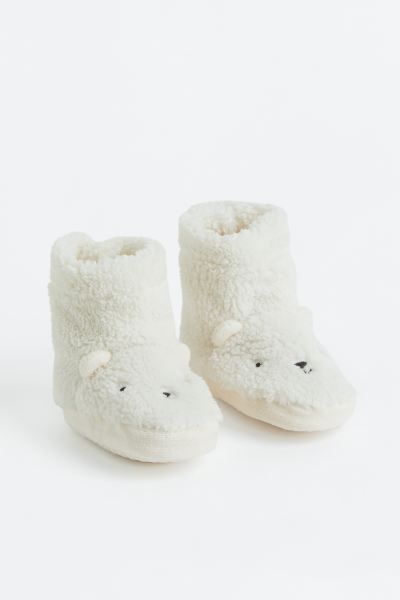 Fluffy Slippers | H&M (US + CA)