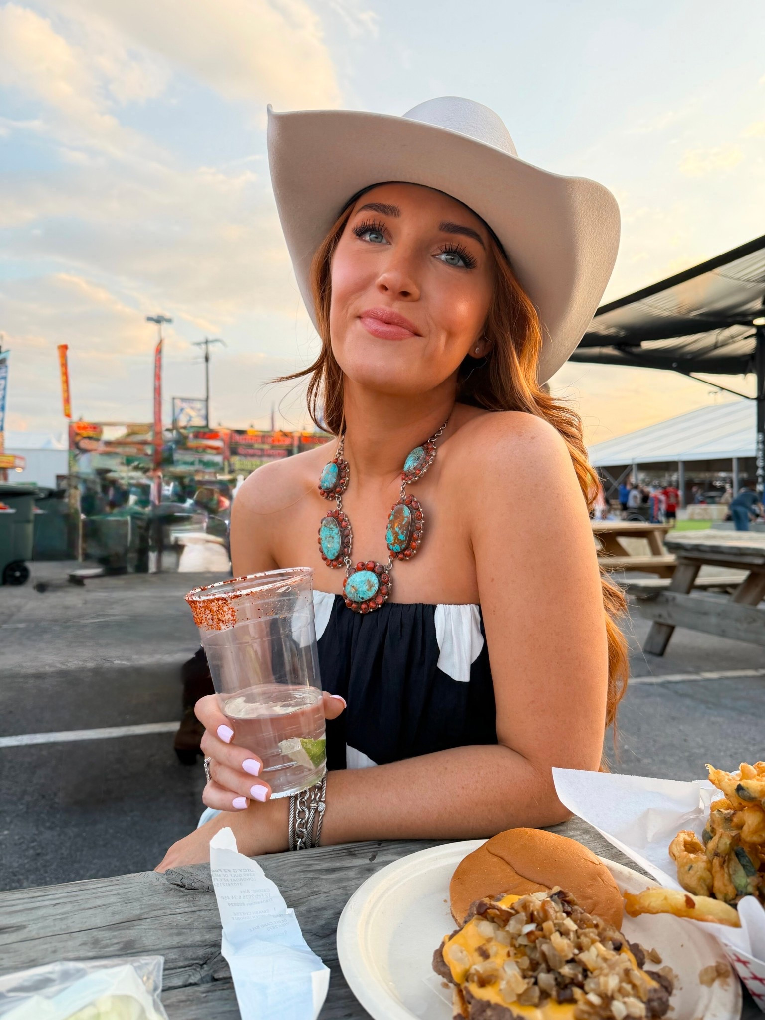 Rodeo night! 🤠✨

#LTKdayinmylife #LTKootd #LTKValentine