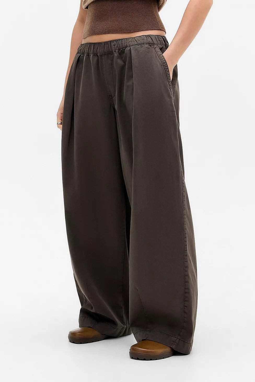 BDG Bobbi Baggy Cocoon Trousers | Urban Outfitters UK