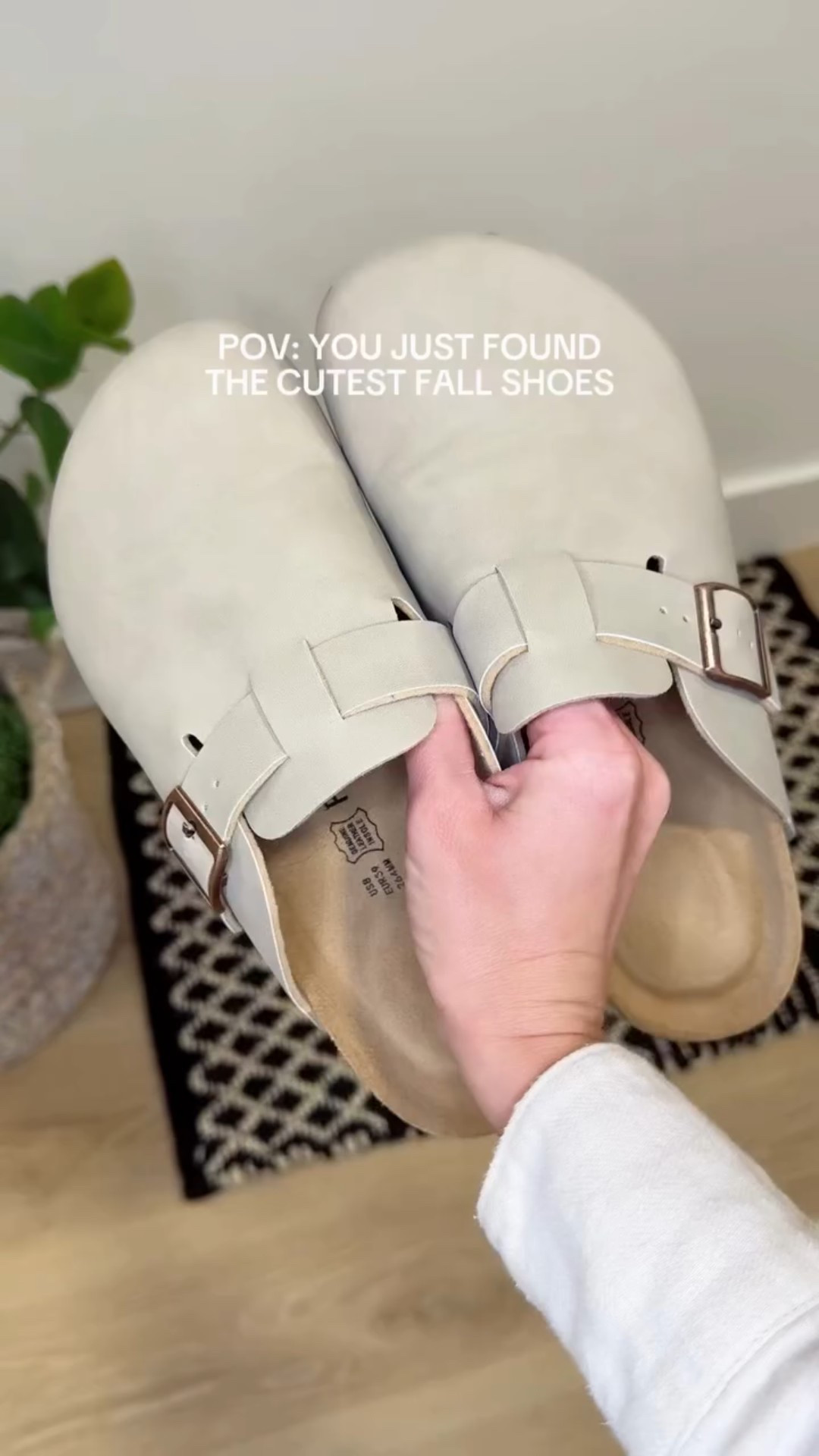 TRUST me when I tell you I will be wearing these cutie clogs every day this fall 

#fallfashion #fallshoes #shoeshopping #fallfinds #creatorsearchinsights

#LTKFindsUnder50 #LTKSeasonal #LTKShoeCrush