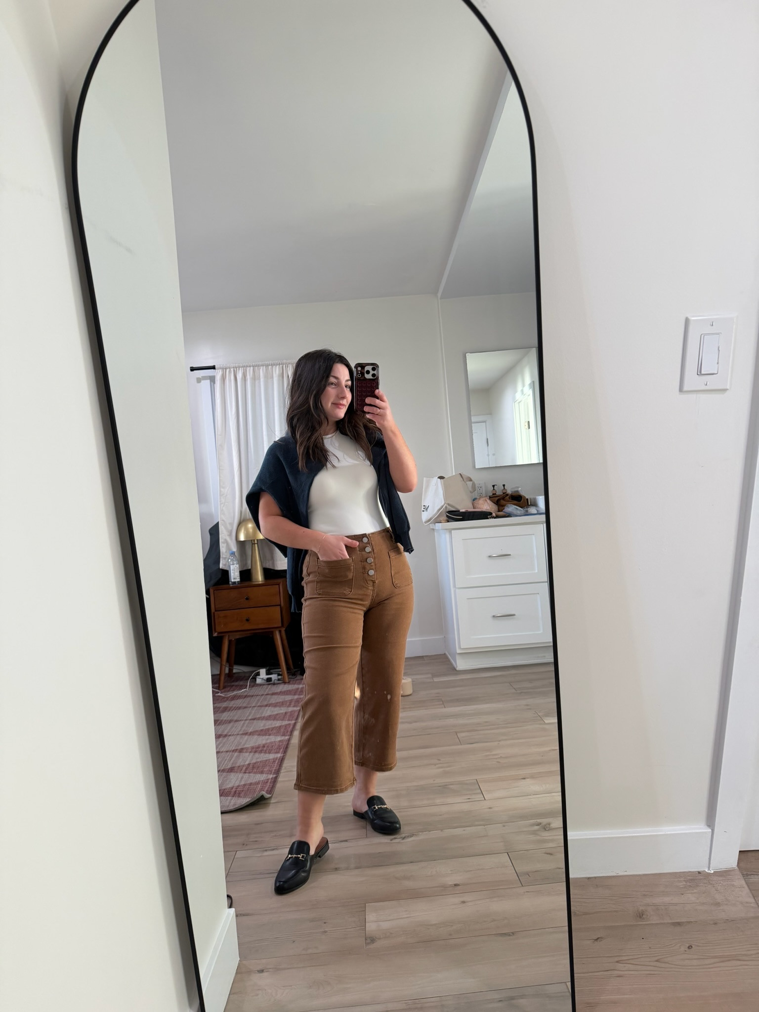 Loving this oversized sweater with some cute wide leg jeans! Perfect fit! 

Size small in tee and size 6 in jeans 

5'0" 140lbs

#LTKSaleAlert #LTKPetite #LTKootd