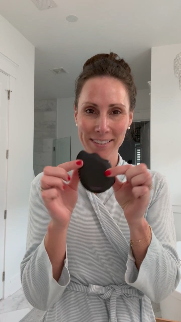 Our CEO Christina shared some of her nighttime essentials.
Bonus: the eye mask doesn’t smash down your gorgeous eyelashes! 
#nighttimeroutine #beautytools

#LTKbeauty #LTKVideo #LTKhome