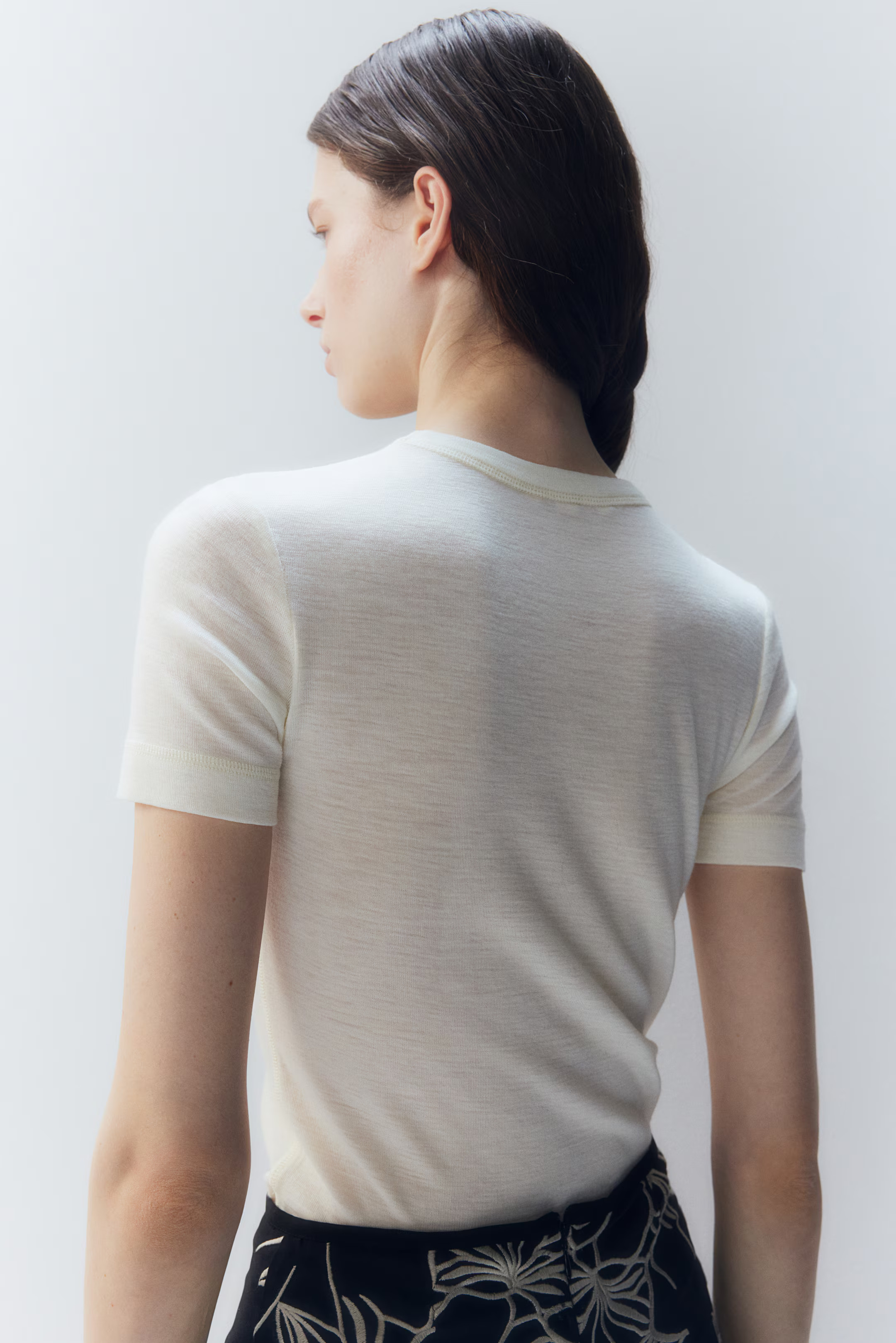 Wool T-shirt | H&M (UK, MY, IN, SG, PH, TW, HK)