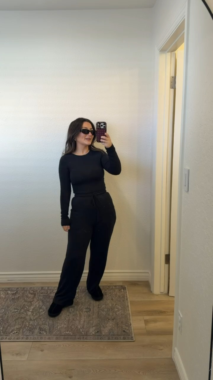 Petite friendly matching set! Size small (5'0" 140lbs)


#LTKFindsUnder50 #LTKPetite #LTKootd