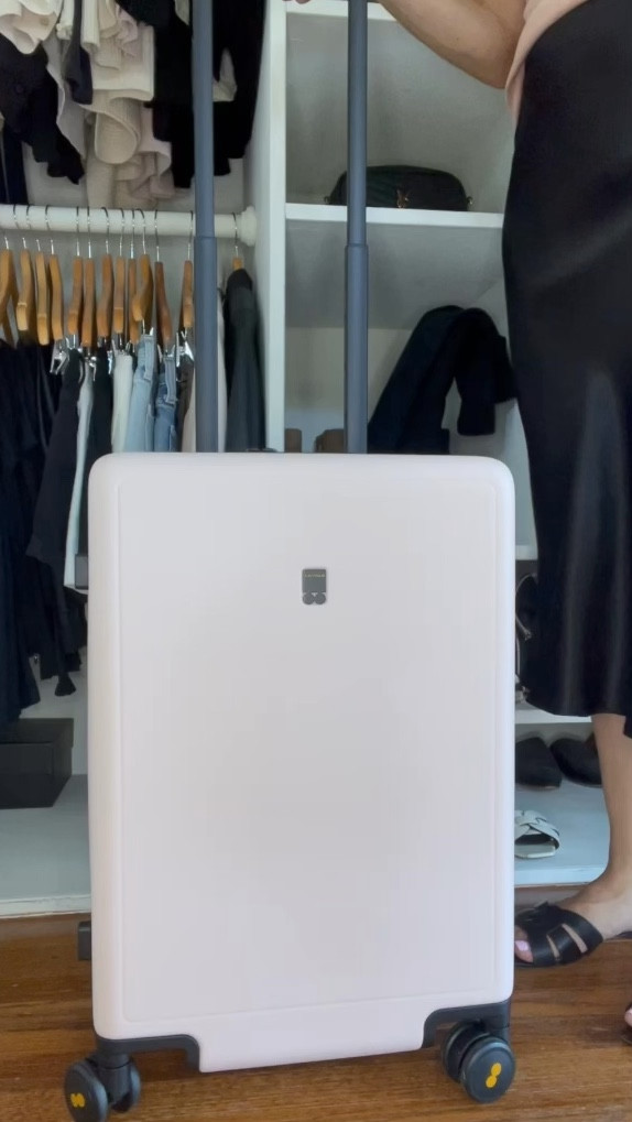 The perfect shade of blush in my favorite carryon bag from @level8_official. Also comes in black, gray, olive, and navy. Pack your travel capsule wardrobe and travel in style with Level 8. Get 10% off with code “ERICA10”.
#level8 #travelcapsule #falltravel 

#LTKTravel #LTKSaleAlert #LTKVideo