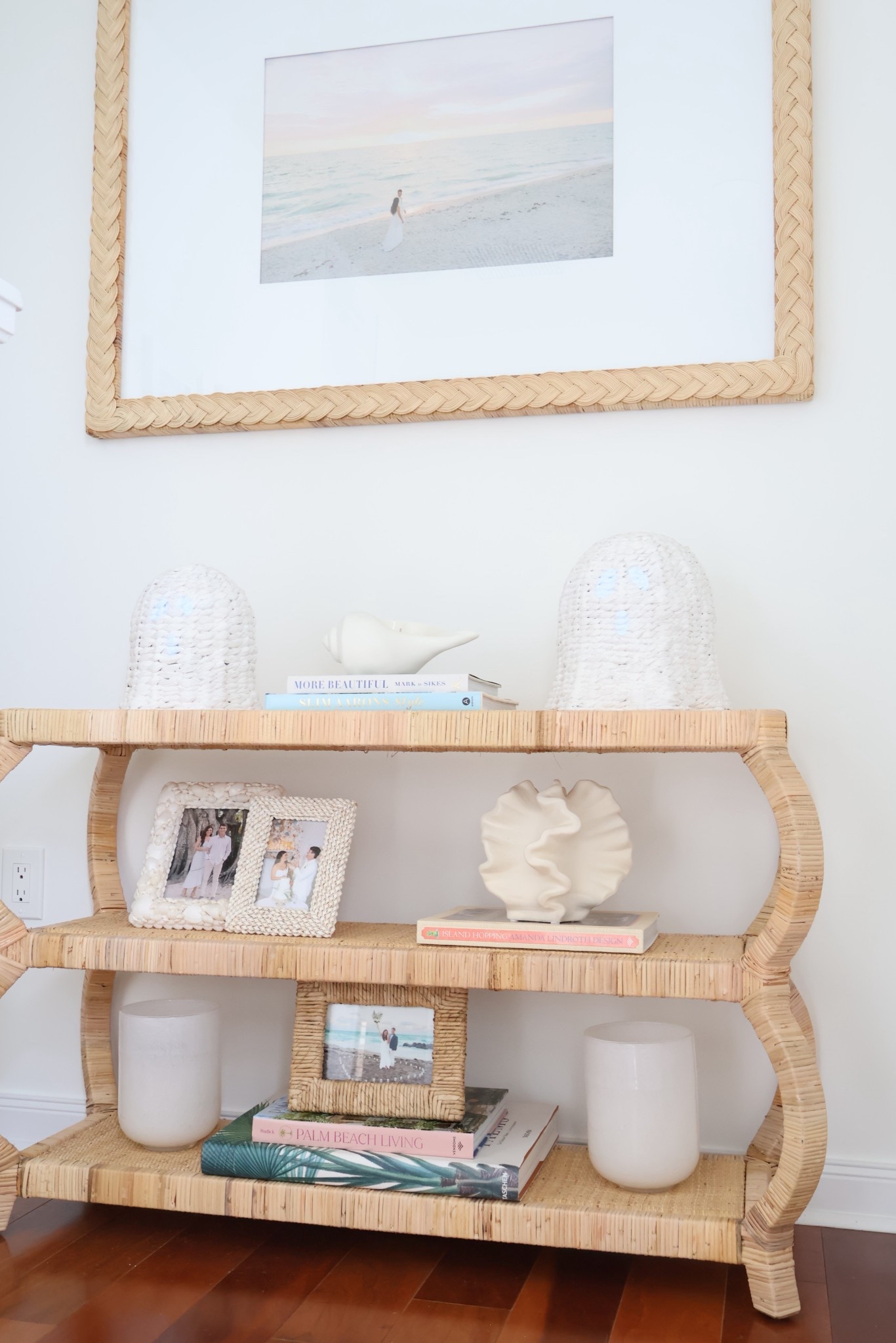 Sharing some style inspo for one my favorite designer inspired Look for Less furniture finds from Amazon
#homedecor • #serenaandlily • #amazonhomefinds • #rattanfurniture • #consoletable • #coastalhomedecor •
#looksforless

#LTKStyleTip #LTKHome