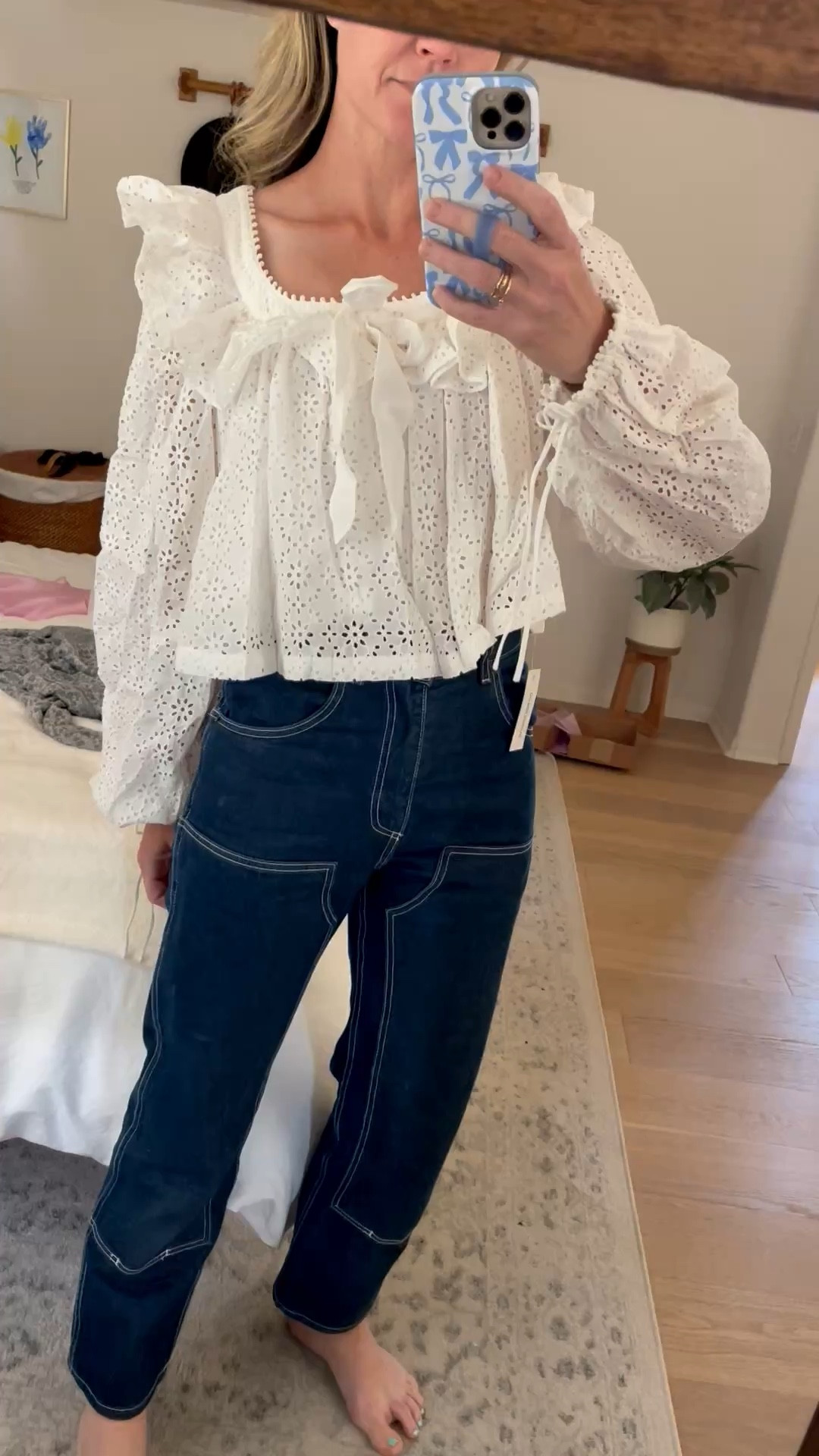 Saw this top on @brightonbutler and wanted to try it. While it’s really well-made and thicker than expected, I think it’s better suited for someone more petite. I’m wearing the small and it fit quite roomy. I’d consider sizing down, especially if you’re shorter than my 5’7”. 