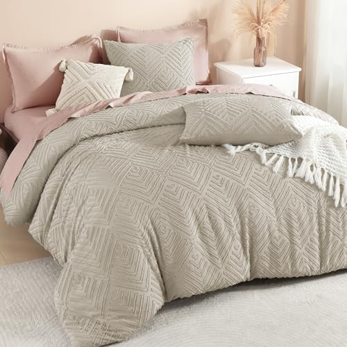 Litanika Oatmeal Oversized King Size Comforter, 3 Pieces Tufted Boho Farmhouse Bedding Comforter Sets, Lightweight Fluffy Bed Set for All Season (120x98In Comforter and 2 Pillowcases) | Amazon (US)