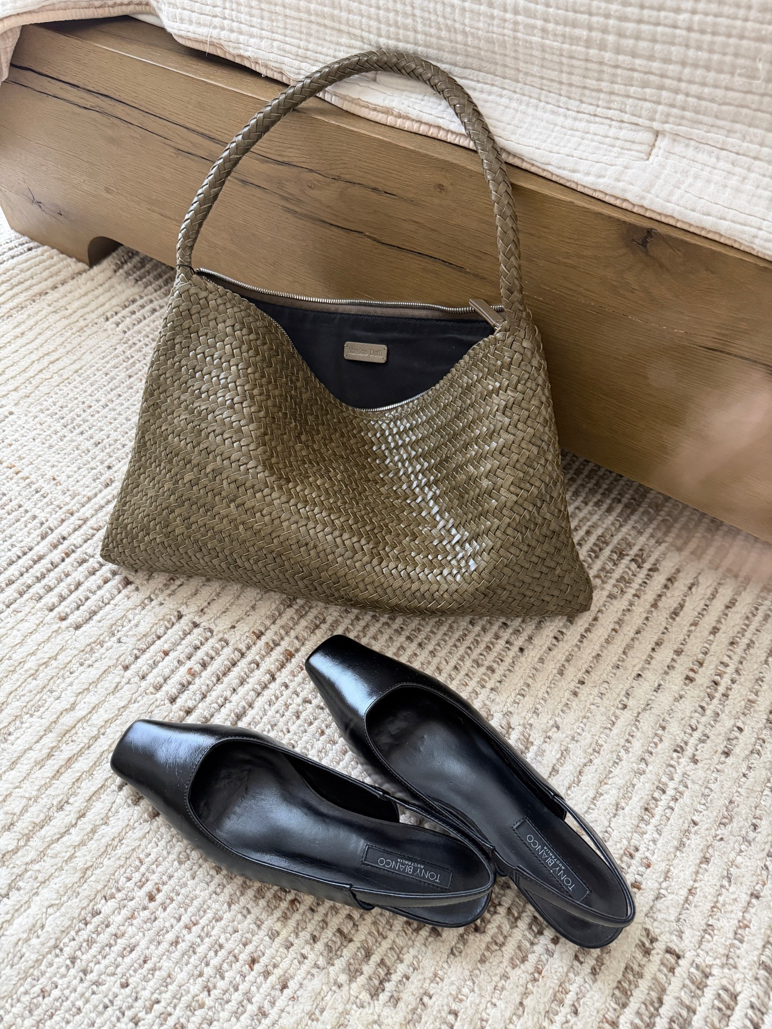 Found the perfect woven-leather bag from Massimo Dutti.  It comes in multiple colors and sizes, but I'm obsessed with this beautiful green/
Khaki shade! 

 #LTKootd #LTKmomlife #LTKOver40