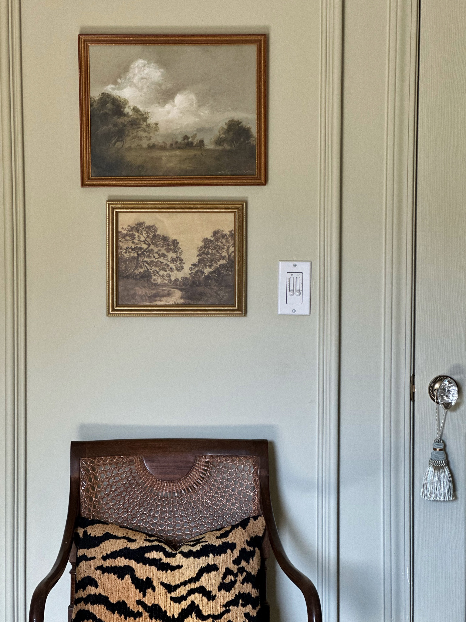 Vintage inspired prints, Etsy, tiger throw pillow, designer, traditional, glam, tassel, Crystal door knob, amazon home find 

#LTKunder50 #LTKFind #LTKhome