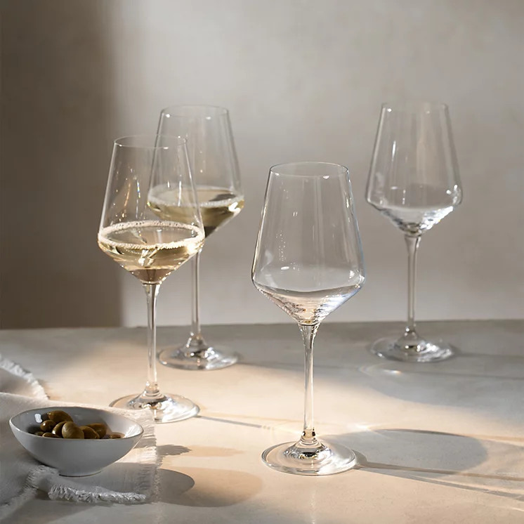 Pimlico White Wine Glasses – Set of 4 | The White Company UK & ROW
