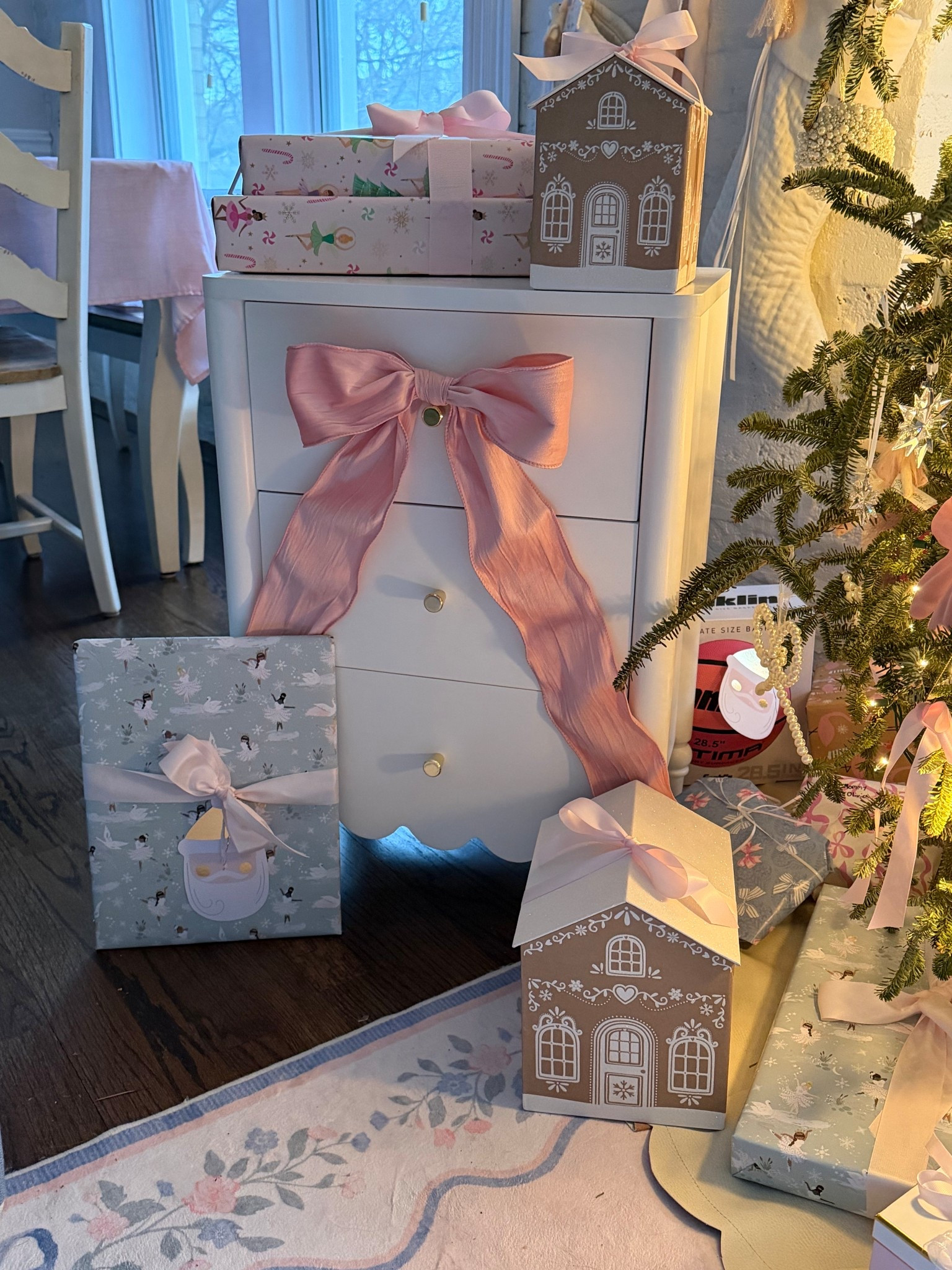 This nightstand is so cute and such a great price! $150!!

Scalloped nightstand, scalloped furniture, girls room, tween room, Christmas gift, 

#LTKKids #LTKHome #LTKGiftGuide