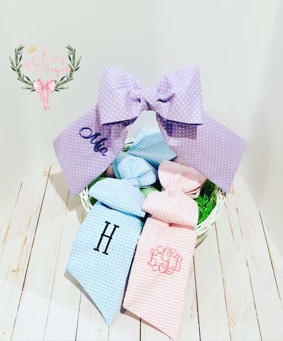 Custom seersucker personalized monogrammed Easter basket bow. Also perfect for baby showers, wedd... | Etsy (US)