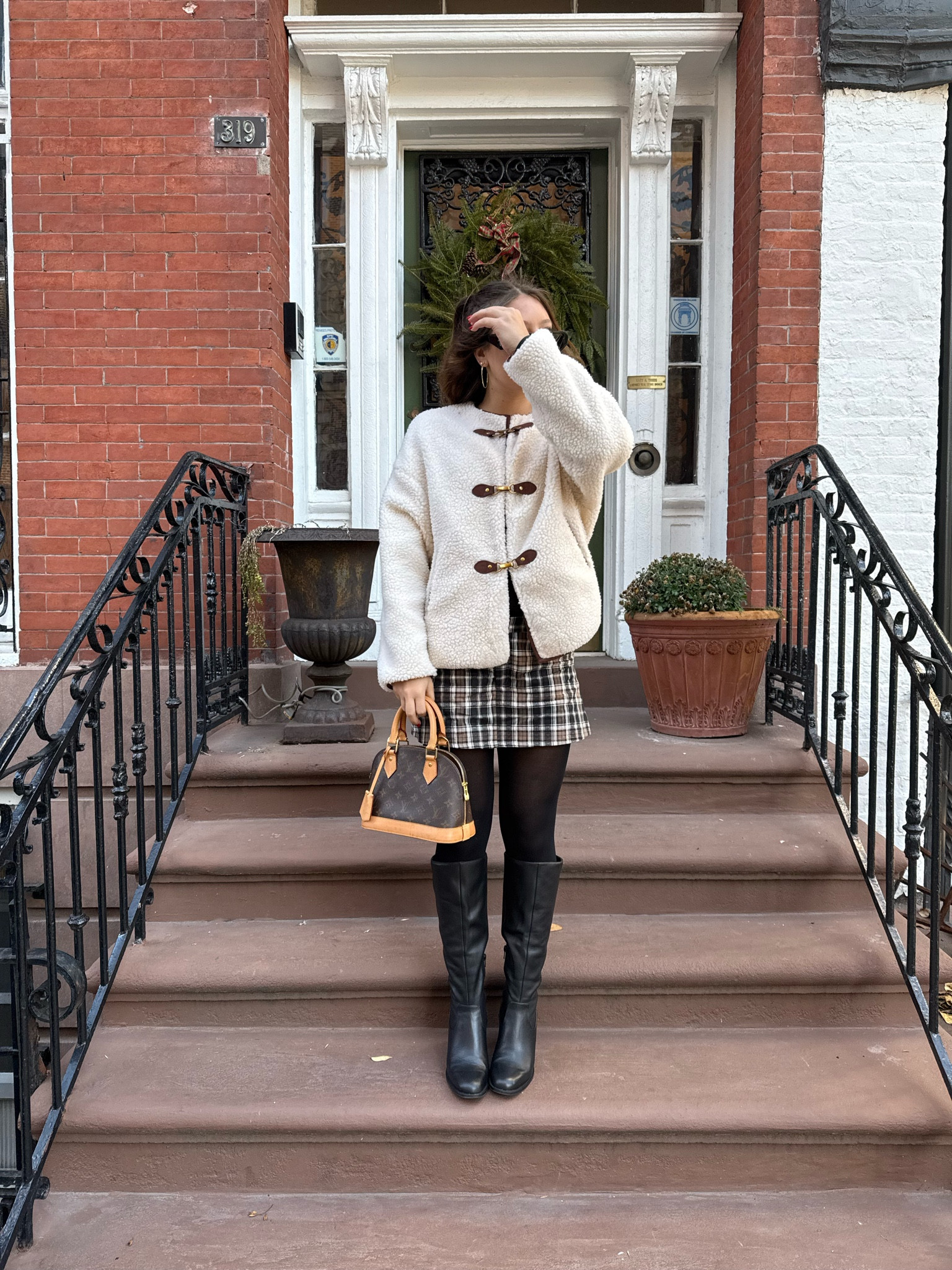 giving gossip girl 

#LTKStyleTip #LTKHoliday #LTKSeasonal