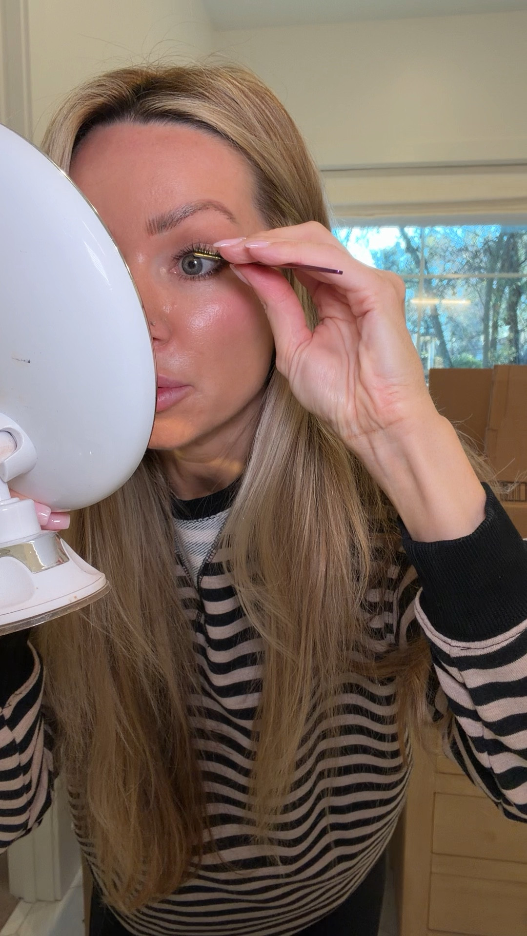 My press on lashes are on sale on Amazon. I get the voluminous 