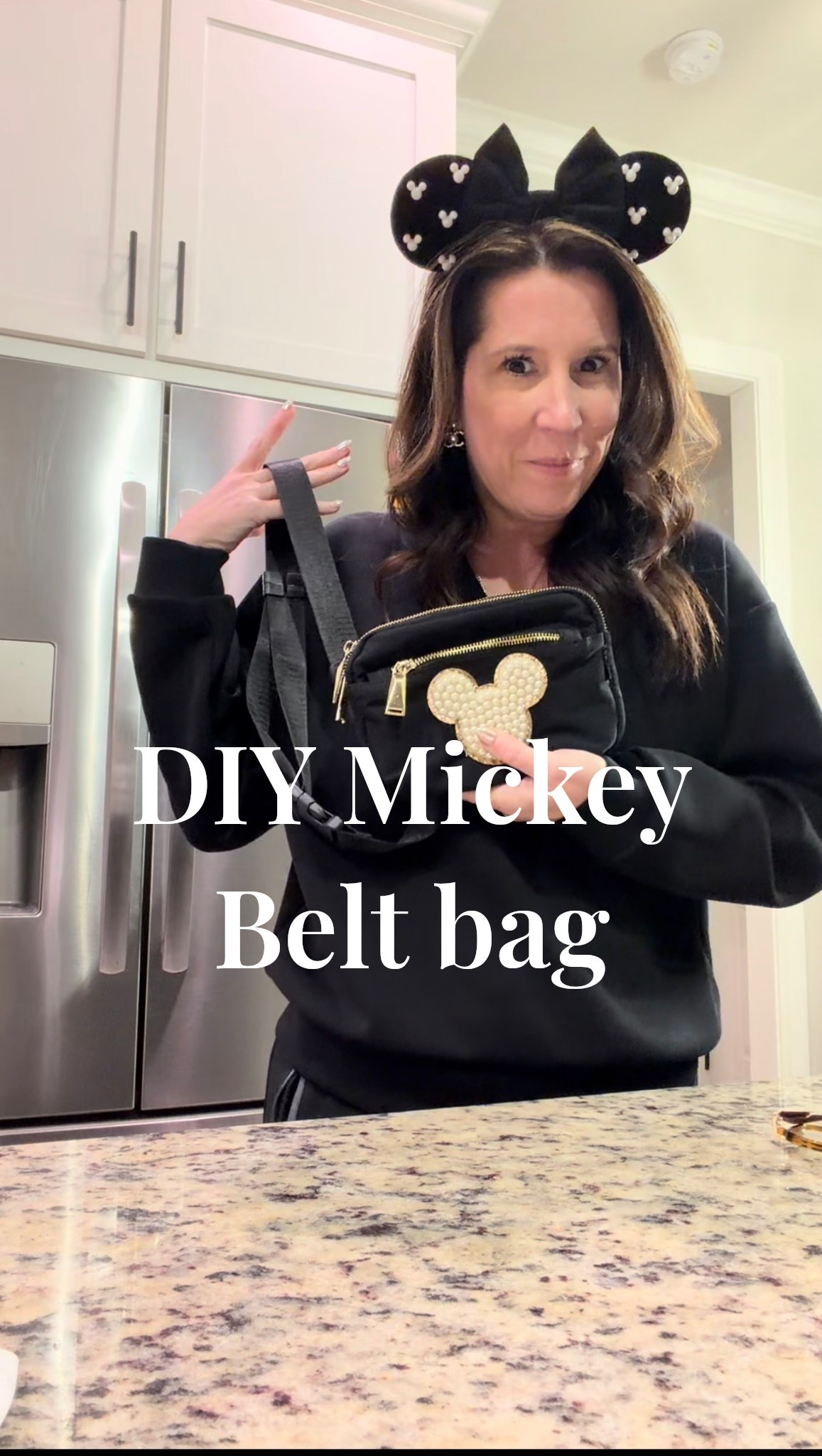 DIY Mickey belt bag! 