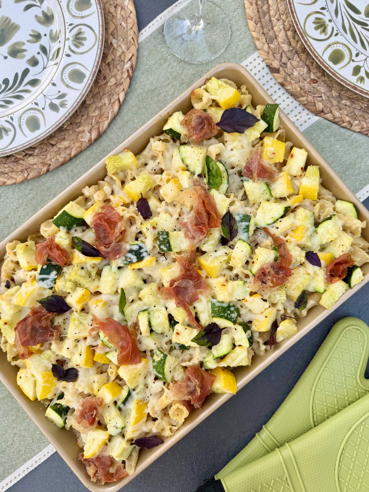 Summer outdoor dining, outdoor decor, melamine dishes

#LTKHome #LTKStyleTip #LTKSeasonal