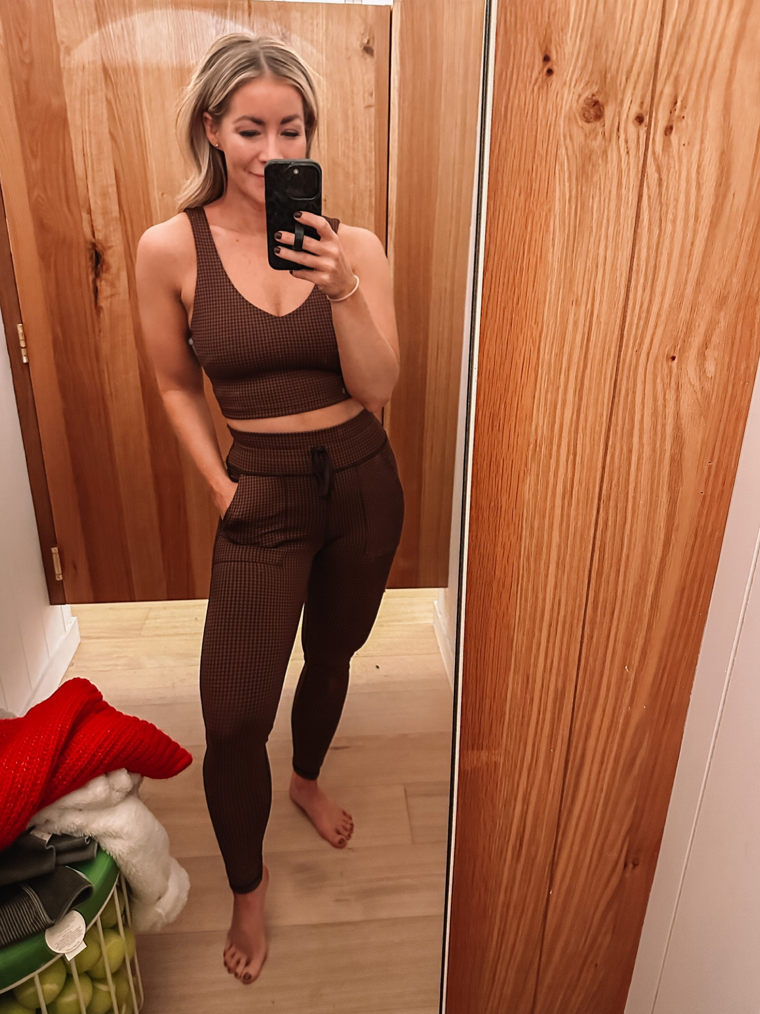 Aerie, aerie offline, aerie lounge, aerie comfy, comfy clothes, winter lounge, christmas gift, holiday gift, christmas, holiday, lounge set, matching lounge set, comfy set

#LTKstyletip #LTKHoliday #LTKsalealert