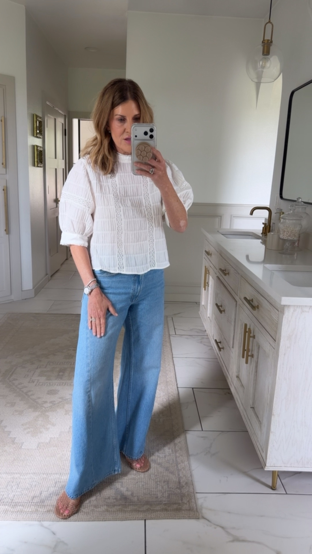 Lemon twist sneak jeans size 27
Size medium top 

#LTKOver40 #LTKootd