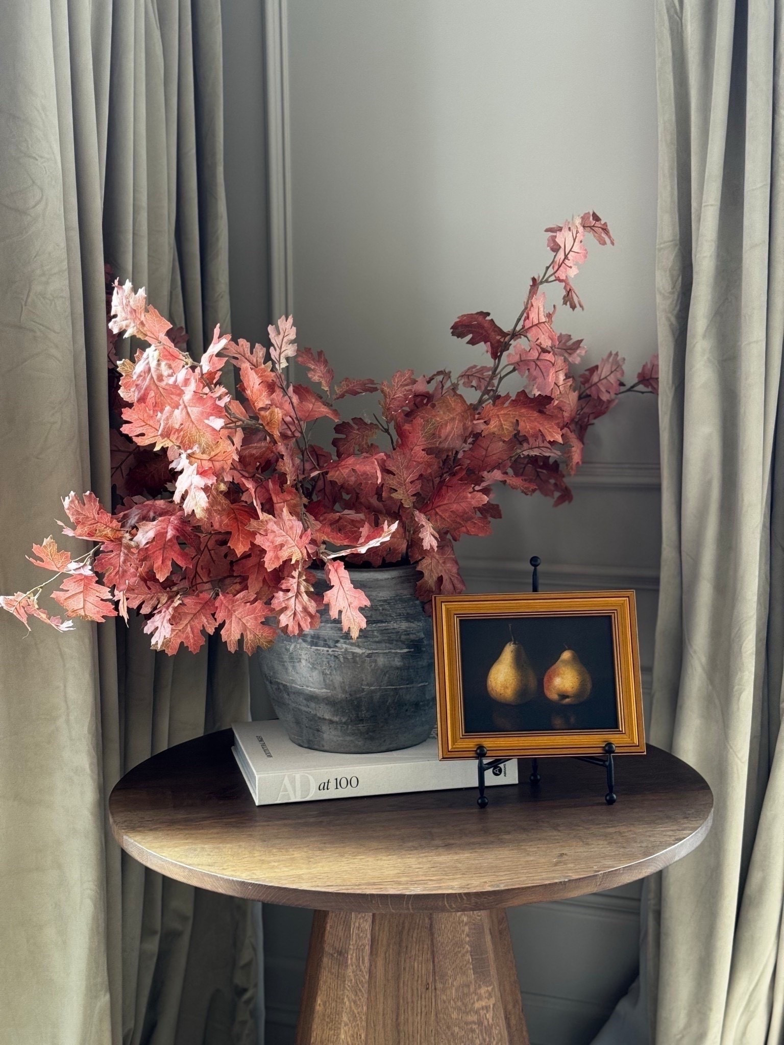 Refreshing the dining room for fall with a cozy, styled table — warm textures, seasonal accents, and timeless pieces that make every meal feel a little more special. Simple updates for a classic, inviting space!
#FallDiningRoom #DiningRoomDecor #HomeDecorInspo #CozyHomeDecor #ClassicHomeStyle #TableStyling #SeasonalDecor #HomeStylingIdeas #TimelessDesign

#LTKSeasonal #LTKHoliday #LTKHome