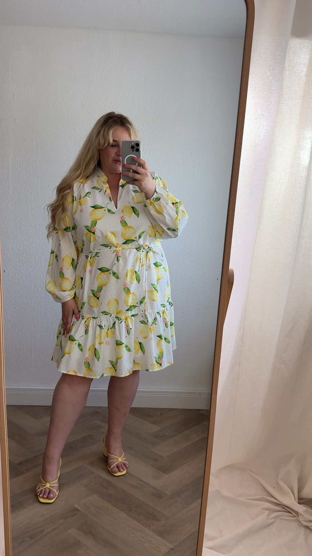 🍋🍋🍋

15% sparen mit 15beauty 👀

#zitronen #plussizefashion #sommer #dolcevita

#LTKkleider #LTKplussize #LTKsummer