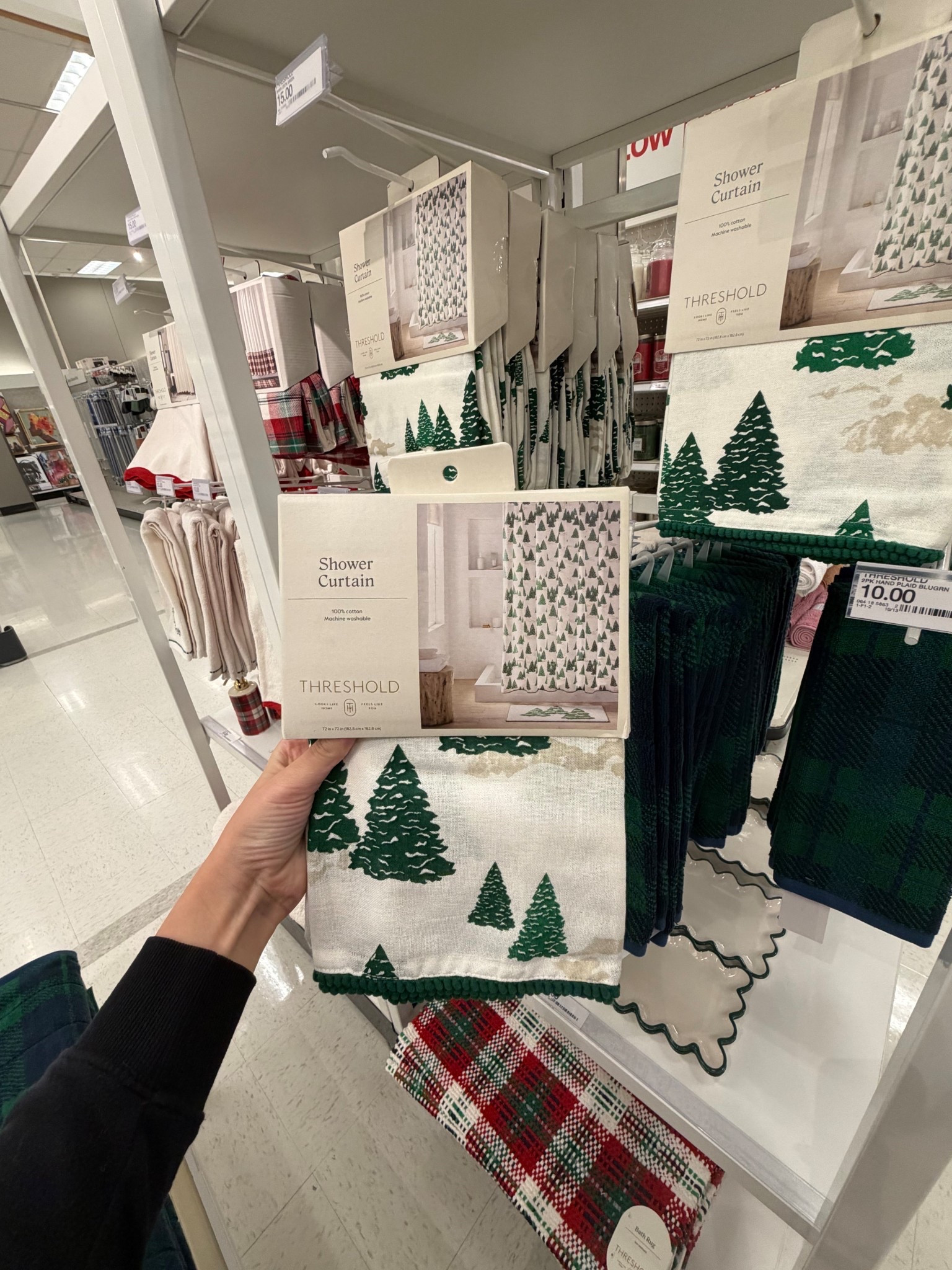 My holiday bathroom era is officially here 🎄
This Target Christmas shower curtain + the cutest bathroom decor pieces = instant cozy cabin vibes.

#TargetFinds #TargetChristmas #TargetHoliday #HolidayBathroomDecor #ChristmasBathroom #BathroomDecorIdeas #CozyHomeVibes #HolidayHomeDecor #ChristmasDecor2025 #TargetMustHaves #AffordableHomeFinds #HomeStyleInspo #CozyAesthetic #HomeRefresh #BathroomMakeover #FestiveFinds #HolidayInspo #DecorUnder50 #EverydayHomeStyle 

#LTKHoliday #LTKGiftGuide #LTKCyberWeek